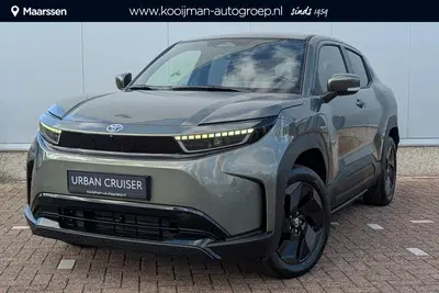 Toyota Urban Cruiser Dynamic 61 kWh uit 2026