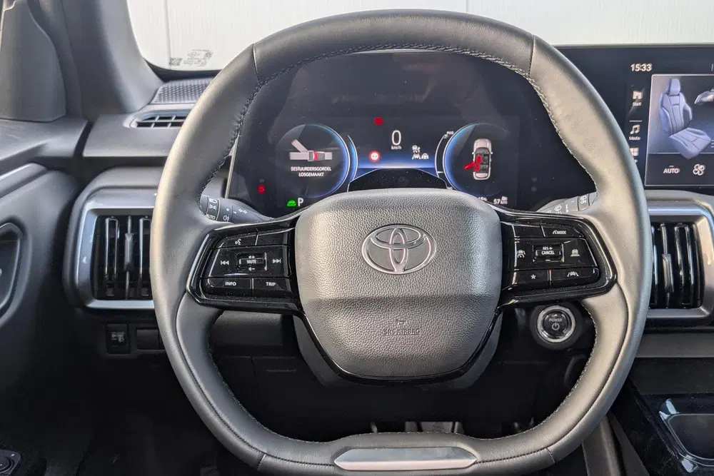 Toyota Urban Cruiser Dynamic 61 kWh uit 2026, foto 13