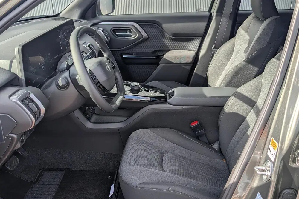 Toyota Urban Cruiser Dynamic 61 kWh uit 2026, foto 4