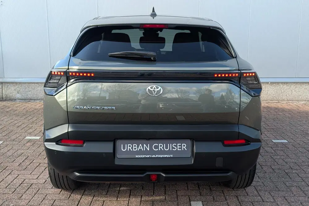 Toyota Urban Cruiser Dynamic 61 kWh uit 2026, foto 8
