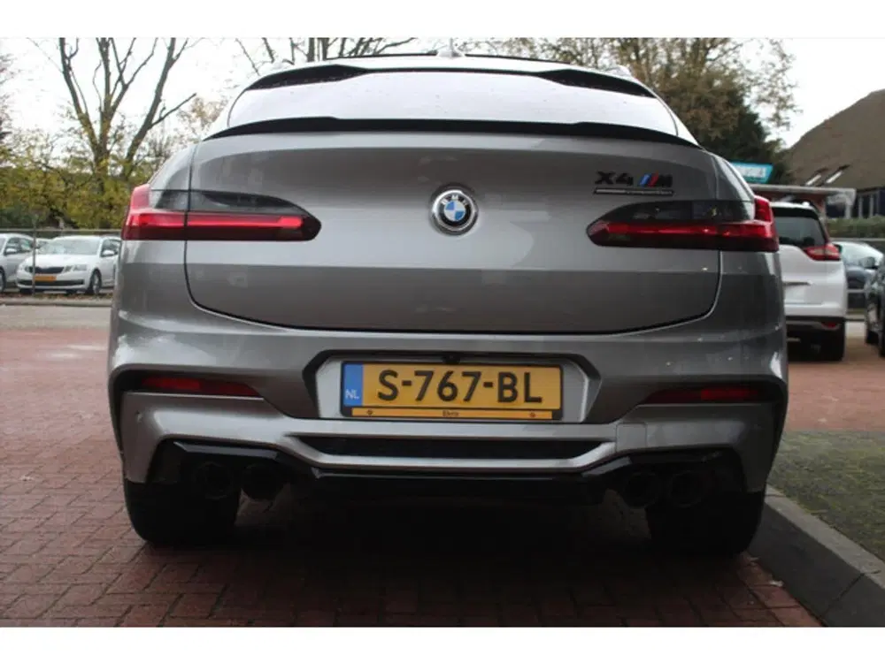 BMW X4 M M Competition uit 2020, foto 2