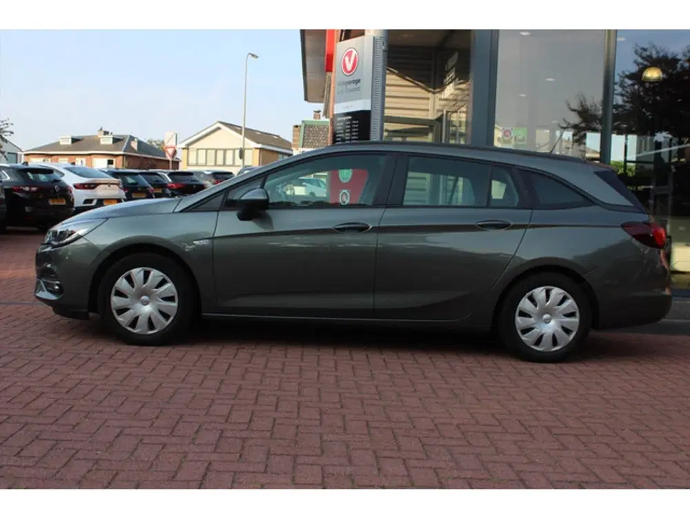 Opel Astra Sports Tourer 1.2 Turbo *Business* uit 2020, foto 2