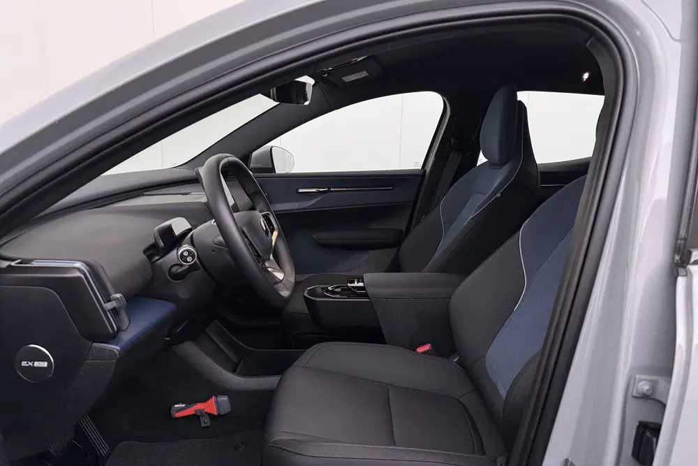 Volvo EX30 Single Motor Extended Range Core 69 kWh Wa uit 2024, foto 10
