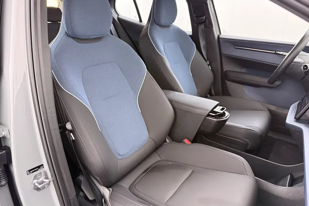 Volvo EX30 Single Motor Extended Range Core 69 kWh Wa uit 2024, foto 14
