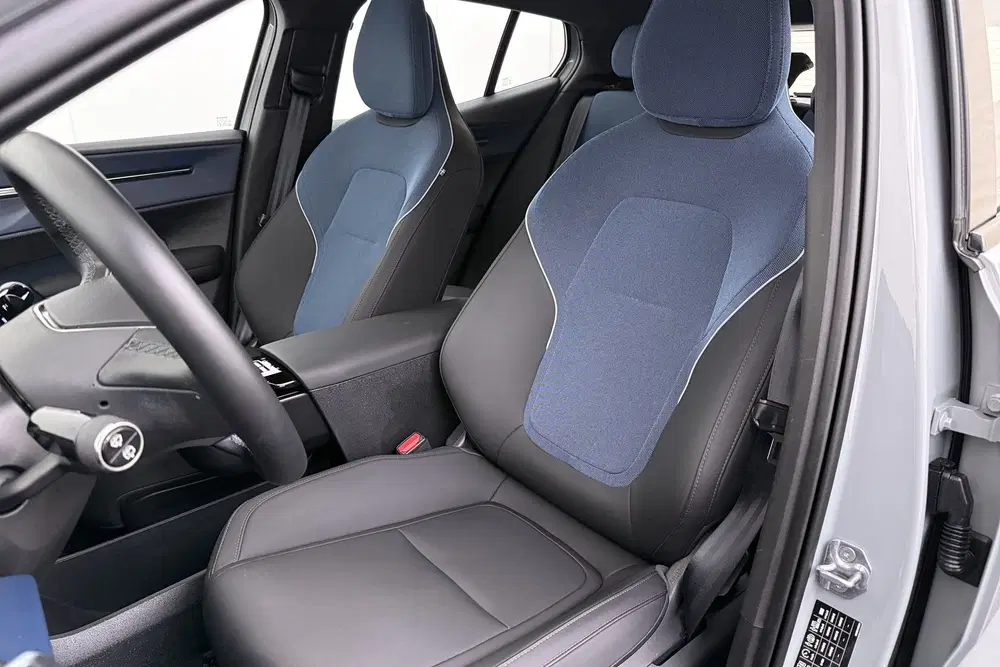 Volvo EX30 Single Motor Extended Range Core 69 kWh Wa uit 2024, foto 9