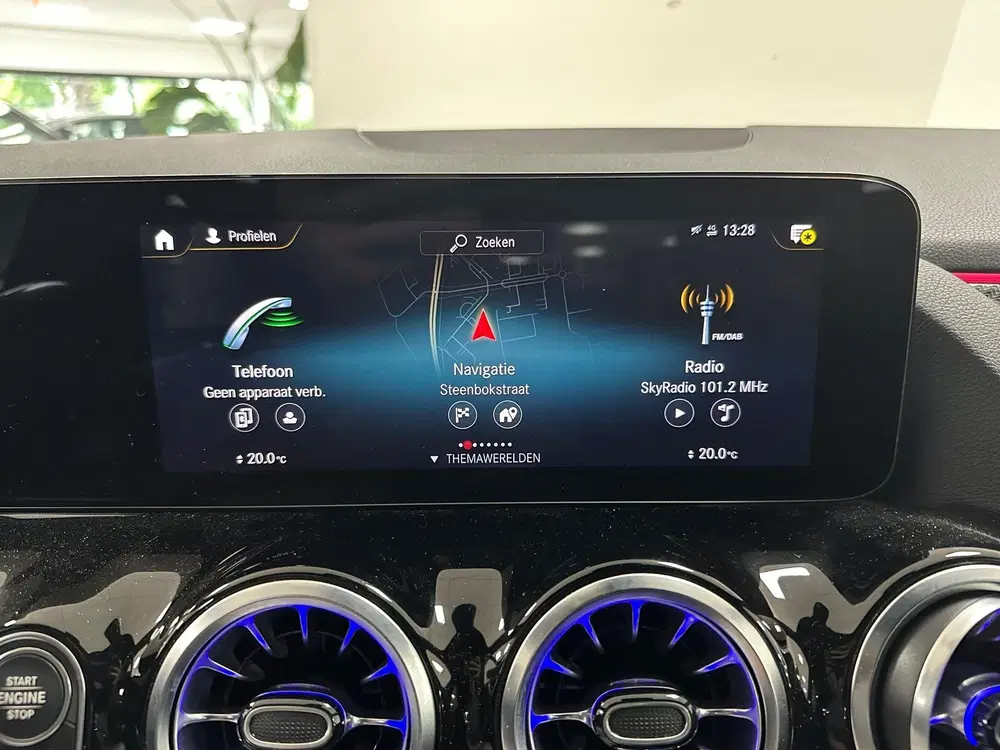 Mercedes-Benz B-Klasse 180 AMG Line TREKHAAK uit 2023, foto 10