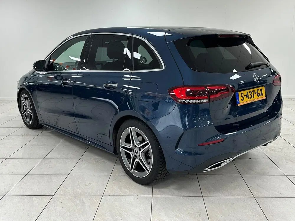 Mercedes-Benz B-Klasse 180 AMG Line TREKHAAK uit 2023, foto 6