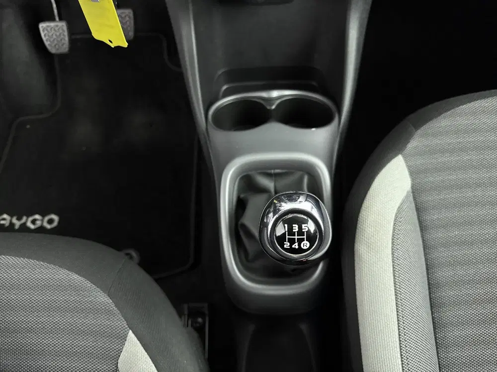 Toyota Aygo 1.0 VVT-i x-play uit 2019, foto 10
