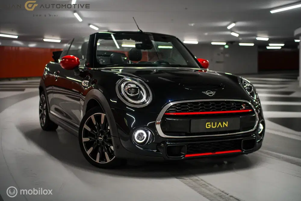 Mini Cabrio 2.0 Cooper S uit 2021, foto 2
