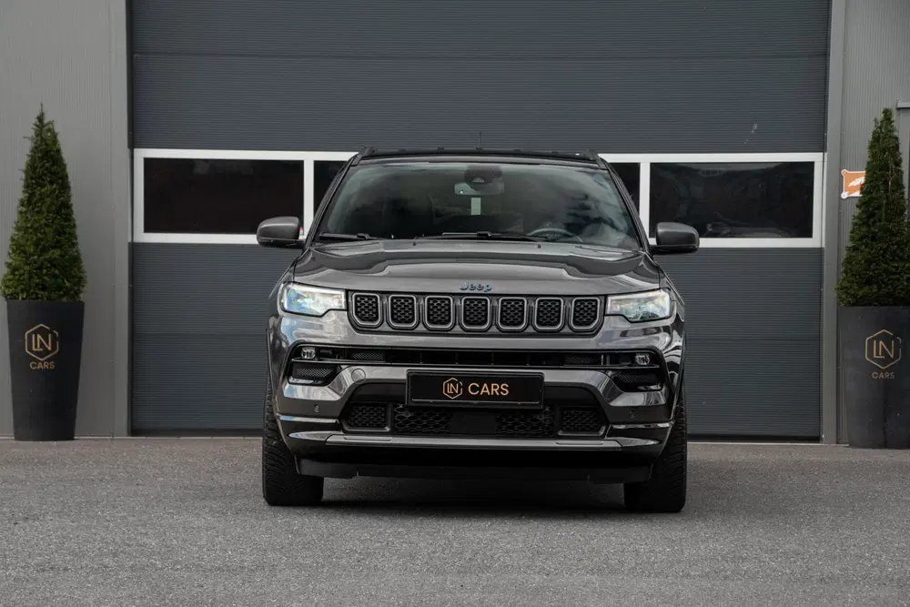 Jeep Compass 1.3T 80th Anniversary uit 2021, foto 2