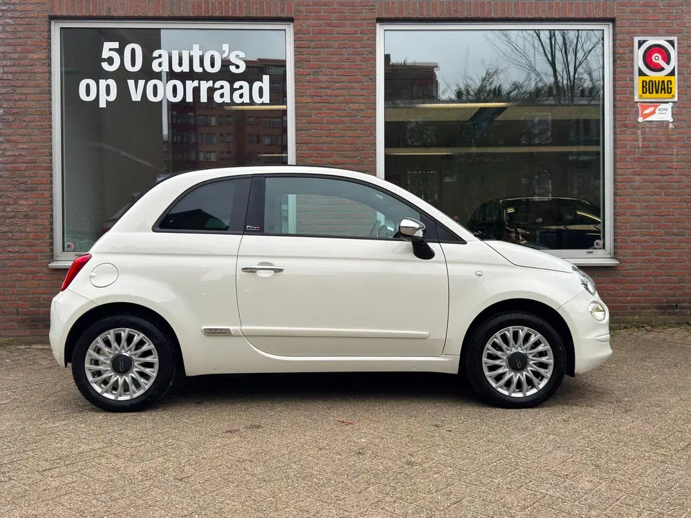 Fiat 500C 1.0 Hybrid Club uit 2023, foto 10