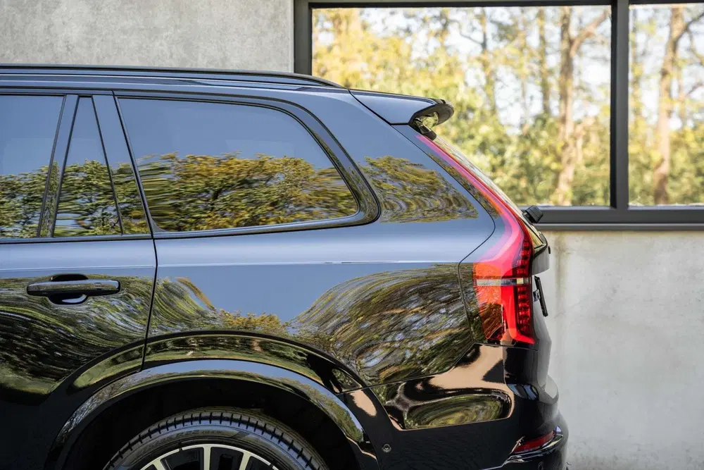 Volvo XC90 T8 Plus Dark Maxton H uit 2025, foto 12