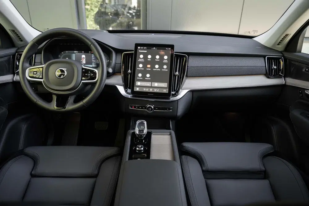 Volvo XC90 T8 Plus Dark Maxton H uit 2025, foto 13