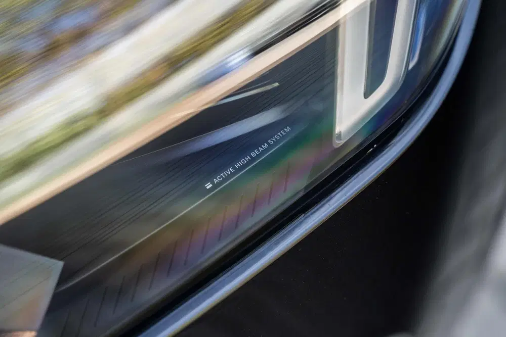 Volvo XC90 T8 Plus Dark Maxton H uit 2025, foto 8