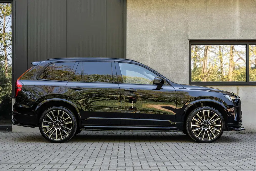 Volvo XC90 T8 Plus Dark Maxton H uit 2025, foto 9