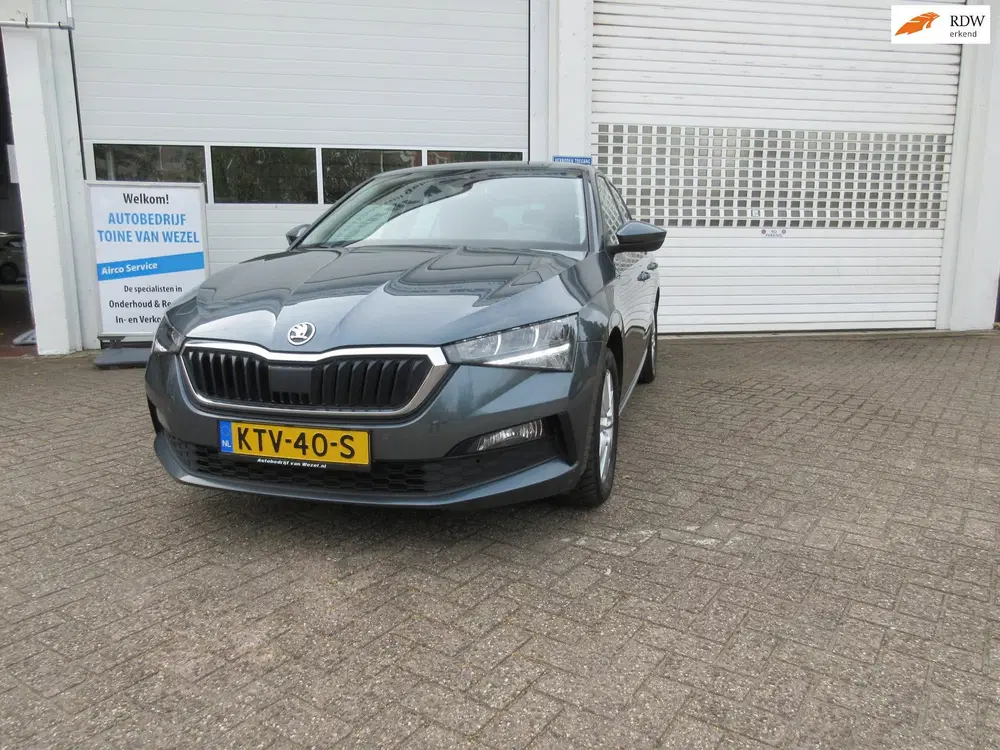 Skoda Scala 1.0 TSI Ambition navi android lane assist uit 2019
