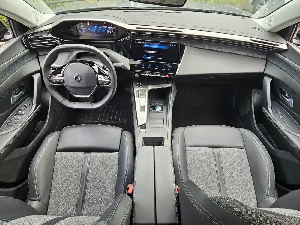 Peugeot 408 1.6 HYbrid Allure uit 2024, foto 3