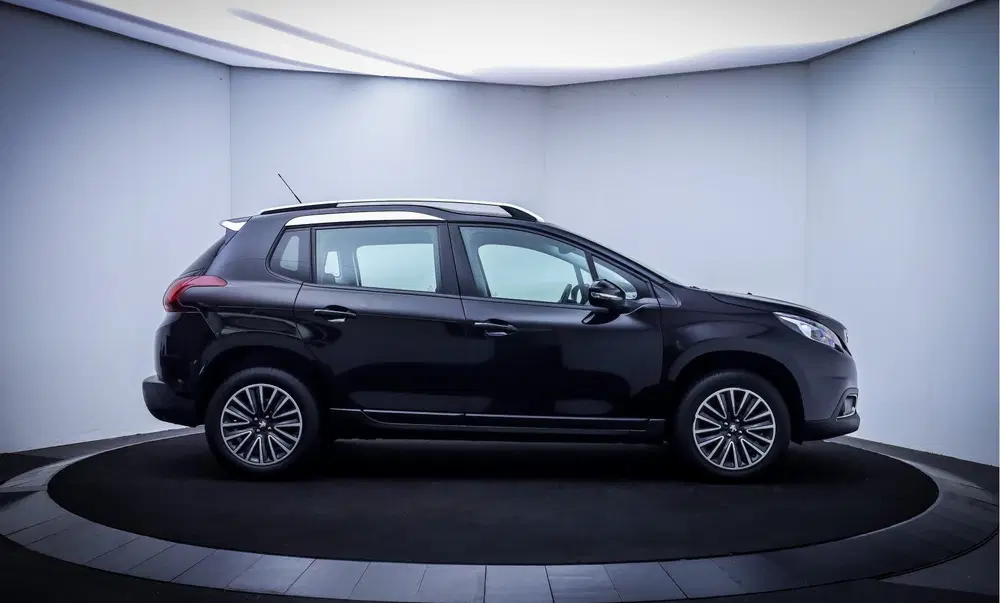 Peugeot 2008 1.2T PACK Active STOELVERW uit 2019, foto 4