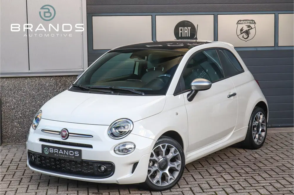 Fiat 500 1.0 Hybrid Rockstar 1e eig Carplay Pano Vo uit 2021