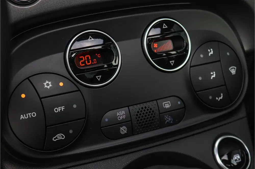 Fiat 500 1.0 Hybrid Rockstar 1e eig Carplay Pano Vo uit 2021, foto 15