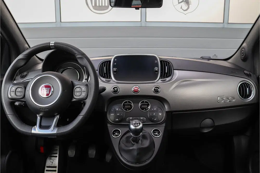Fiat 500 1.0 Hybrid Rockstar 1e eig Carplay Pano Vo uit 2021, foto 9