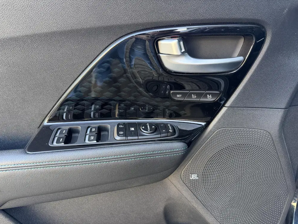 Kia Niro ExecutiveLine 64 kWh 17" uit 2021, foto 11