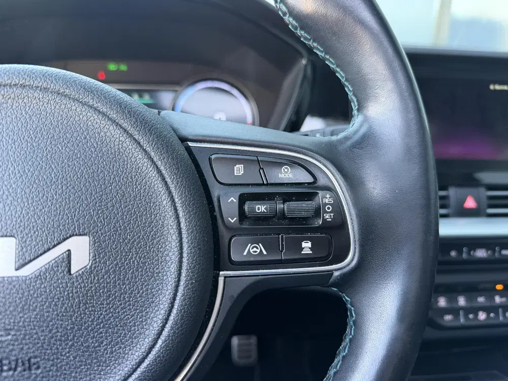 Kia Niro ExecutiveLine 64 kWh 17" uit 2021, foto 15