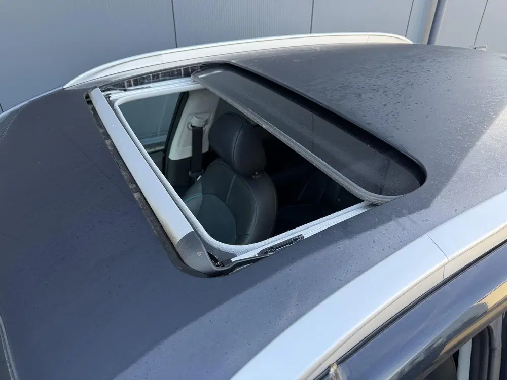 Kia Niro ExecutiveLine 64 kWh 17" uit 2021, foto 5