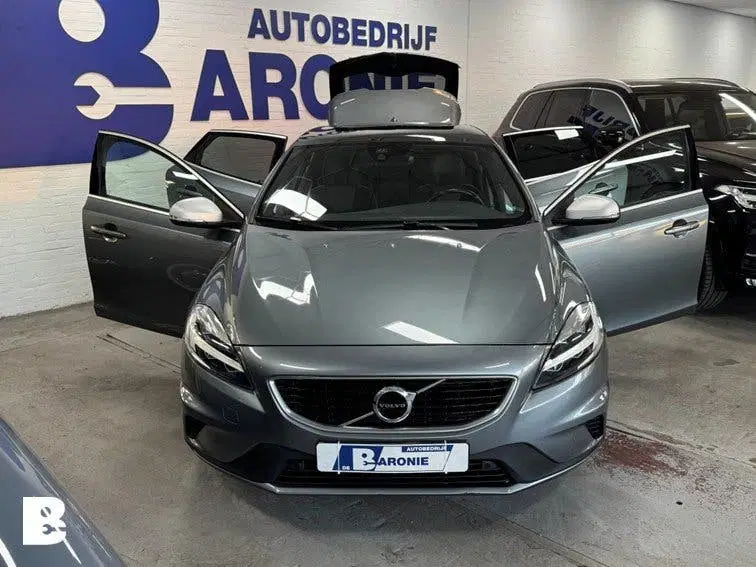 Volvo V40 1.5 T3 Polar+ Sport uit 2019, foto 13