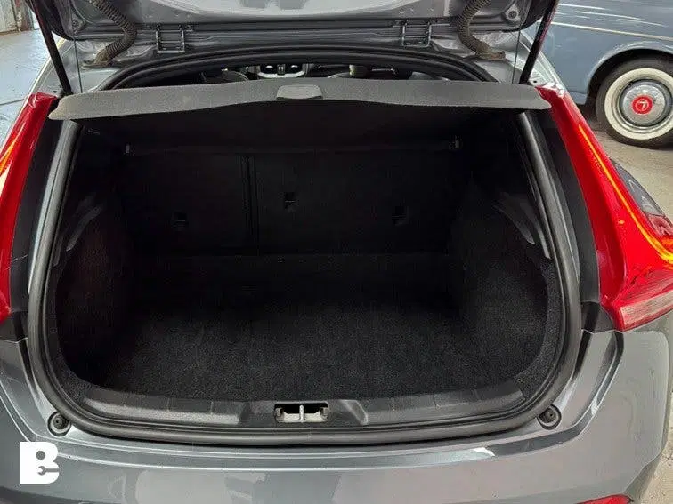 Volvo V40 1.5 T3 Polar+ Sport uit 2019, foto 15