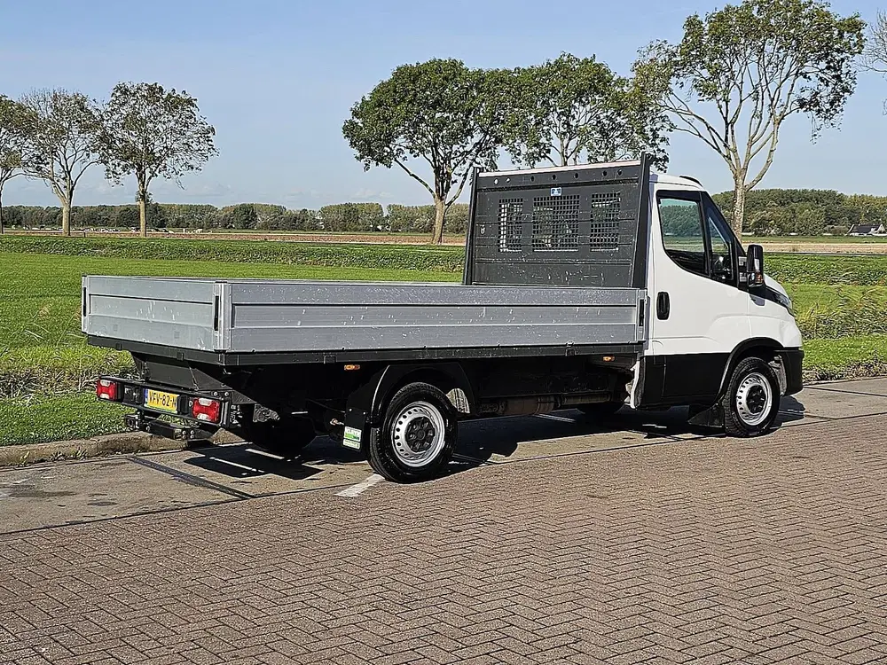 Iveco Daily 35S12 L3 EURO6 uit 2020, foto 3