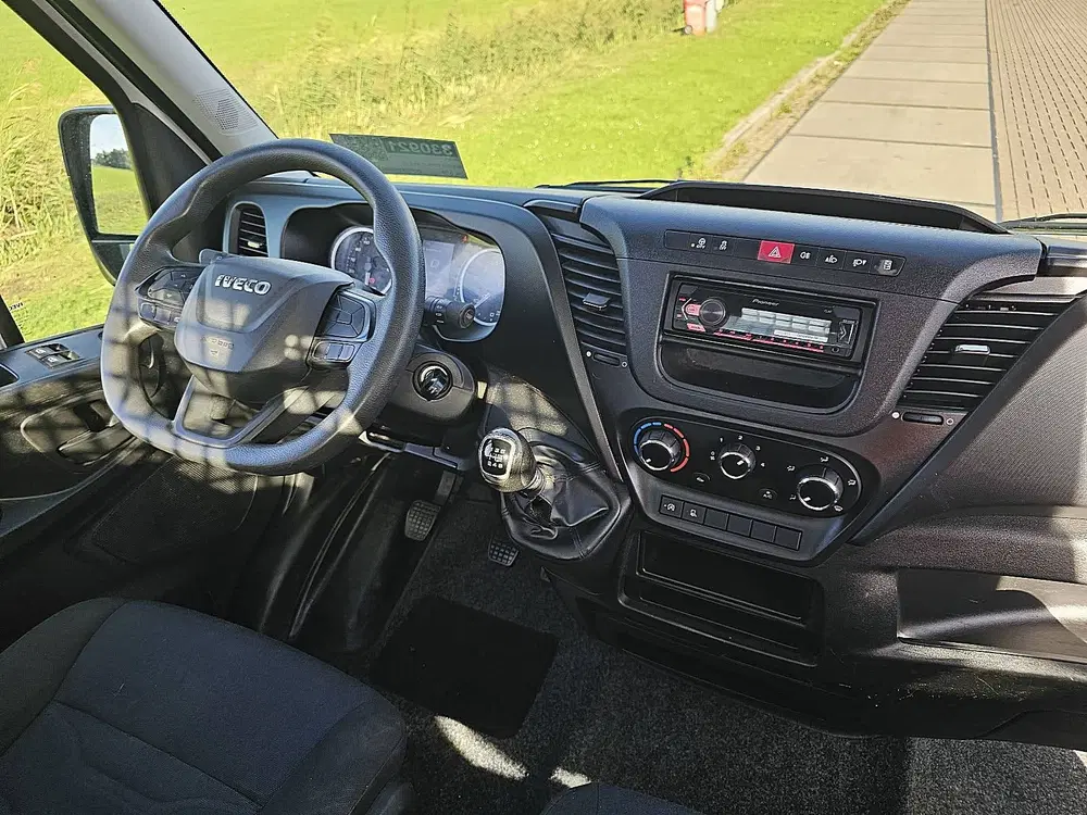 Iveco Daily 35S12 L3 EURO6 uit 2020, foto 8