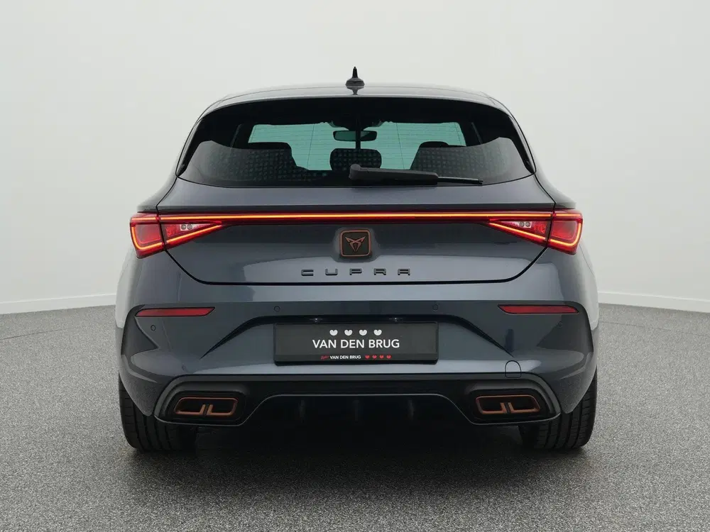 Cupra Leon 1.4 e-Hybrid VZ Business 245 pk DSG uit 2022, foto 6