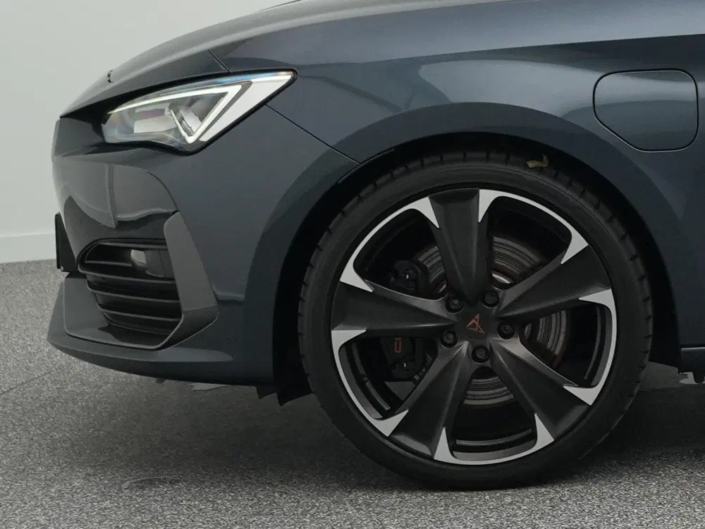 Cupra Leon 1.4 e-Hybrid VZ Business 245 pk DSG uit 2022, foto 7