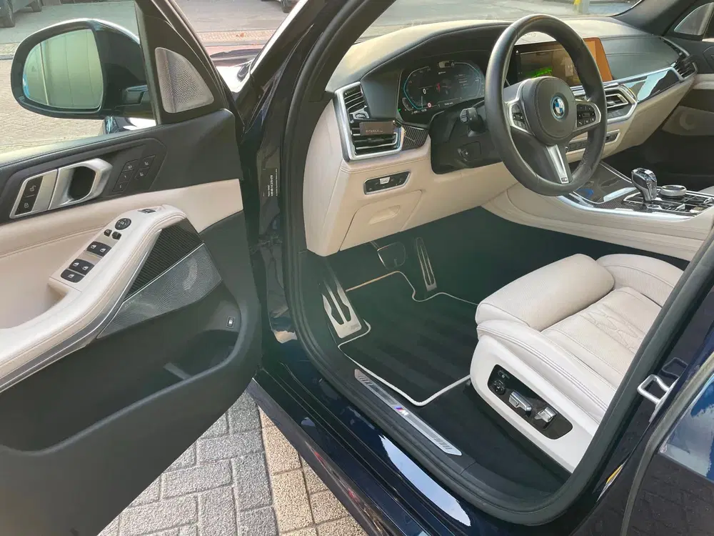 BMW X5 XDrive45e High Executive Laser B&W Panoram uit 2022, foto 9