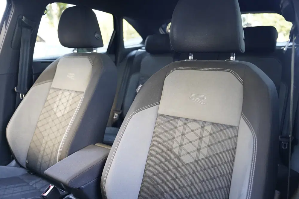 Volkswagen Taigo 1.0 TSI 2x R-Line DSG Black Style IQ Matri uit 2022, foto 4