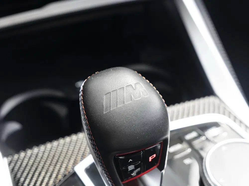 BMW M3 Sedan uit 2025, foto 15