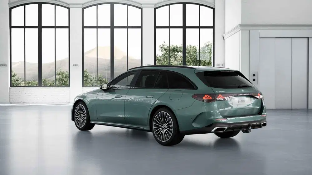 Mercedes-Benz E-Klasse 300 e Sport Edition uit 2025, foto 11