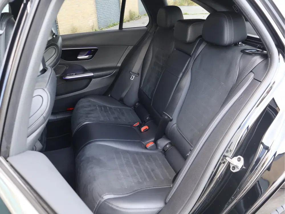 Mercedes-Benz C-Klasse 200 AMG Line uit 2021, foto 10