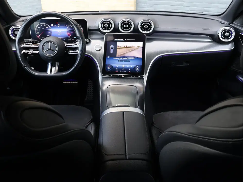 Mercedes-Benz C-Klasse 200 AMG Line uit 2021, foto 3