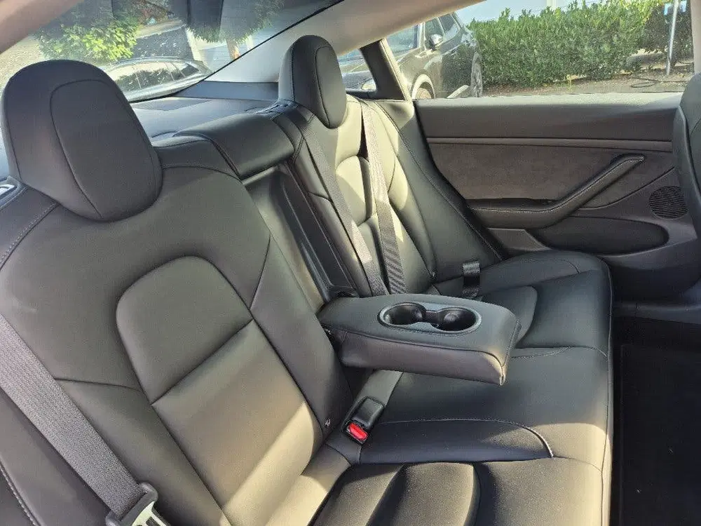 Tesla Model 3 Long Range AWD uit 2022, foto 14