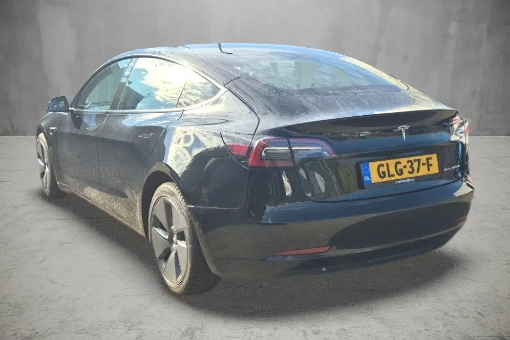 Tesla Model 3 Long Range AWD uit 2022, foto 4