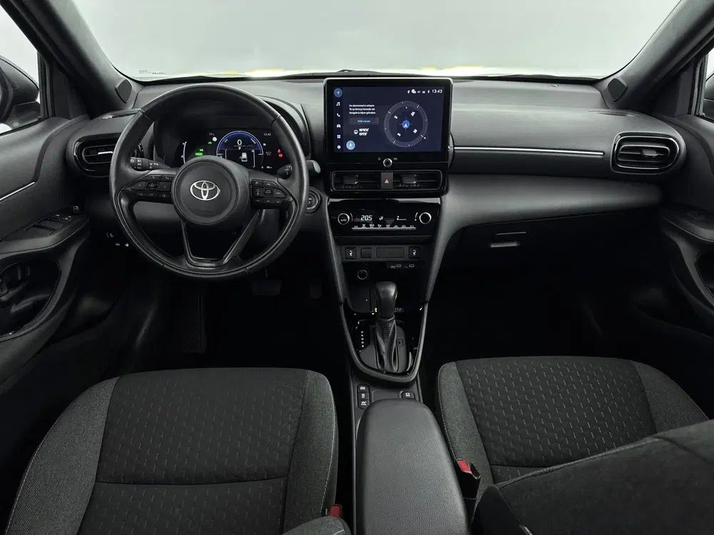 Toyota Yaris Cross 1.5 Hybrid 115 Dynamic uit 2025, foto 4