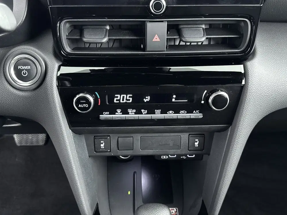 Toyota Yaris Cross 1.5 Hybrid 115 Dynamic uit 2025, foto 9