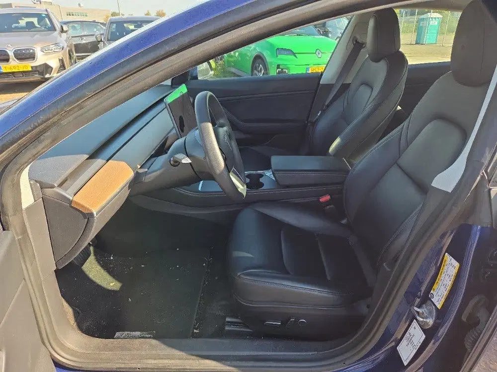 Tesla Model 3 Long Range AWD uit 2021, foto 13