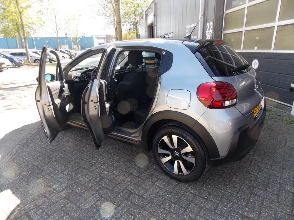 Citroën C3 Citroen C3 1.2 PureTech C-Series Automaat uit 2024, foto 6