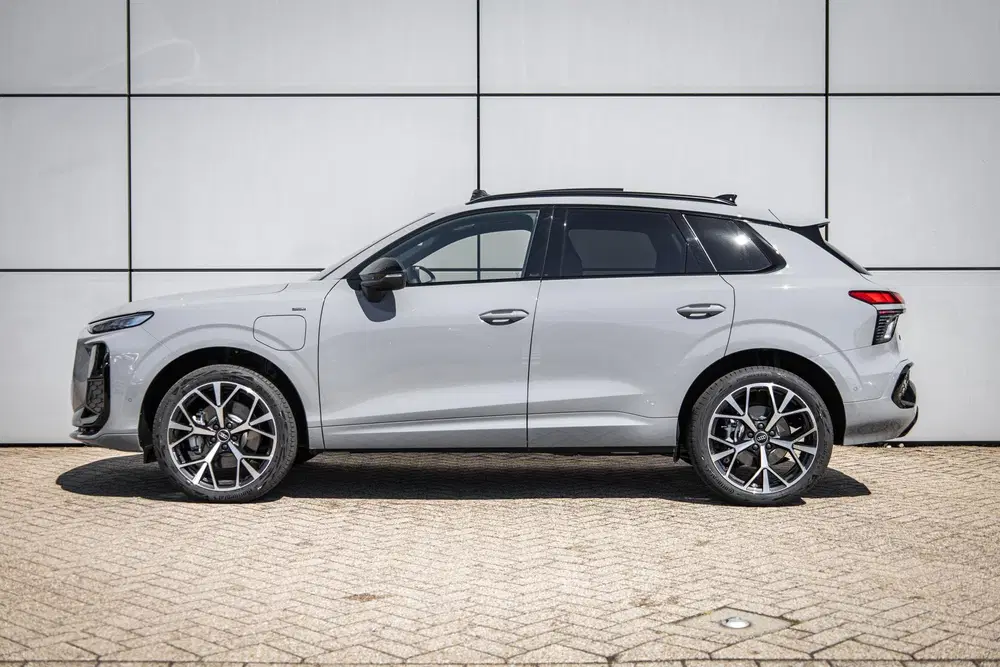 Audi Q3 1.5 e-Hybrid 272pk S Edition uit 2026, foto 11