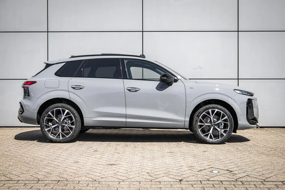 Audi Q3 1.5 e-Hybrid 272pk S Edition uit 2026, foto 3