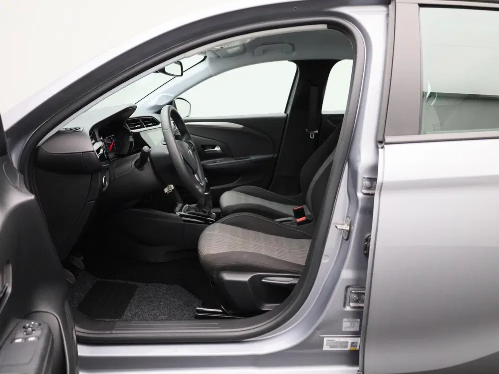 Opel Corsa 1.2 Edition uit 2022, foto 10
