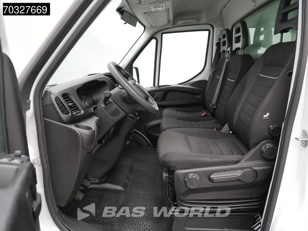 Iveco Daily 3.0L Laadklep Dubbellucht Bakwagen 160PK M uit 2024, foto 13